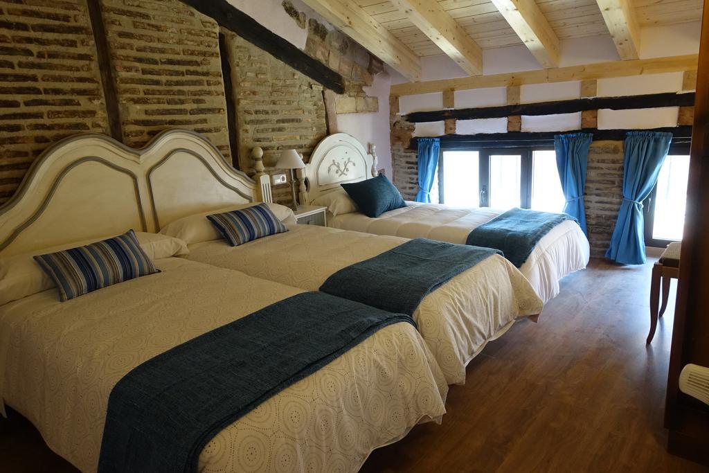 Apartamentos La Dama Azul Ágreda 객실 사진